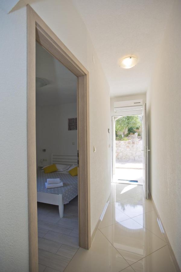 Apartments By The Sea Cove Zastupac, Hvar - 8761 Hvar Town Extérieur photo